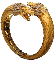 The Dragon bracelet by Carrera y Carrera