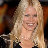    Claudia Schiffer undressed in front of 