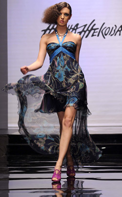 Fashion proposal from the Spring-Summer 2009 collection of Jana Jekova