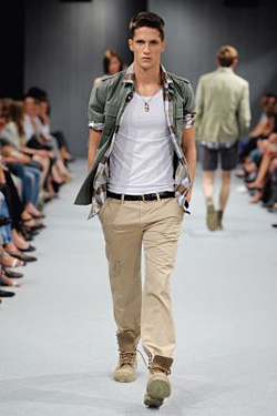 Benetton Presents The Spring-Summer 2011 Men's Collection