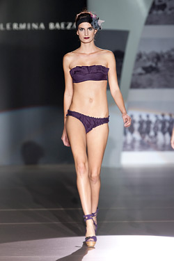 Collection of Guillermina Baeza Spring/Summer 2010