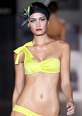 Collection of Guillermina Baeza Spring/Summer 2010