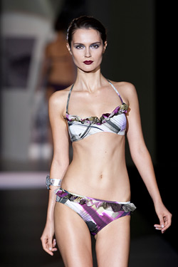 Collection of Guillermina Baeza Spring/Summer 2010