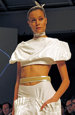 TAU Spring-Summer Collection 2010 Philosophy – Maria Lafuente