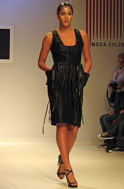 TAU Spring-Summer Collection 2010 Philosophy – Maria Lafuente