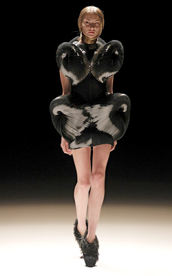 Mercedes-Benz fashion week and ELLE present Iris van Herpen