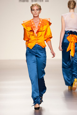 Maria Barros collection Spring-Summer 2010