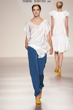 Maria Barros collection Spring-Summer 2010