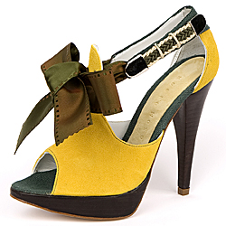    Collection of shoes for Spring/Summer 2010 by Rocio Mozo 