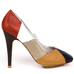    Collection of shoes for Spring/Summer 2010 by Rocio Mozo 