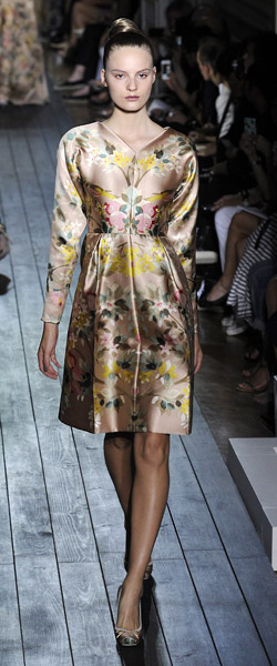 Valentino Haute Couture Collection Fall-Winter 2012/2013