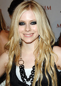 Avril Lavigne is expanding her fashion line to include younger girls 