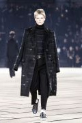 Photo 10 from album Fall-Winter 2017-2018 Menswear collection by Belgian designer Kris Van Assche for Dior during the Paris Fashion Week