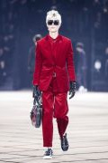 Photo 16 from album Fall-Winter 2017-2018 Menswear collection by Belgian designer Kris Van Assche for Dior during the Paris Fashion Week