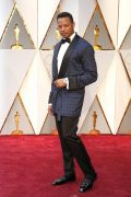 Photo 24 from album Oscars 2017: Best dressed men - Who wore a Suit and who wore a Tuxedo