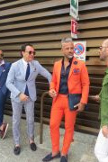 Photo 27 from album Pitti Uomo 94 Street Style