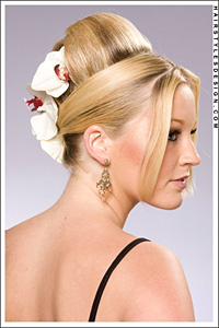 Popular Bridal Hairstyles For Today's Woman