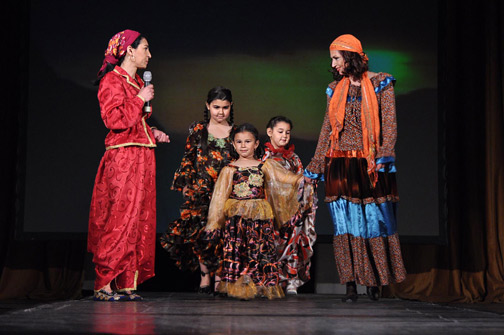 Roma Fashion - beauty and magic of gipsy culture