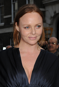 Stella McCartney has begged Lindsay Lohan to stop wearing leather 